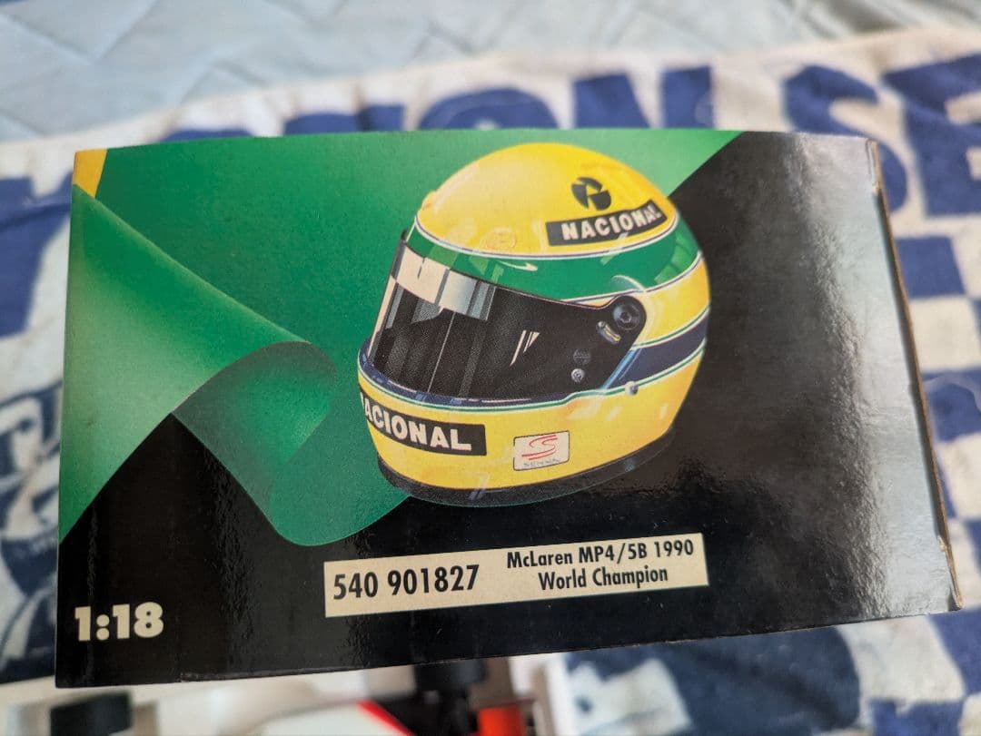 アイルトン・セナ マクラーレン MP4/4 1/18