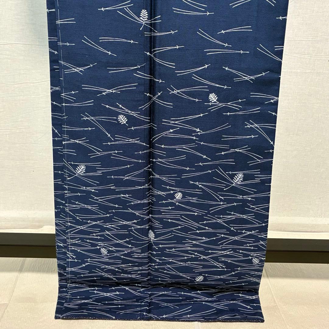 D56 訪問着 紬 吹き寄せ文 藍色 正絹 着物 袷 しつけ糸付き未使用極美品