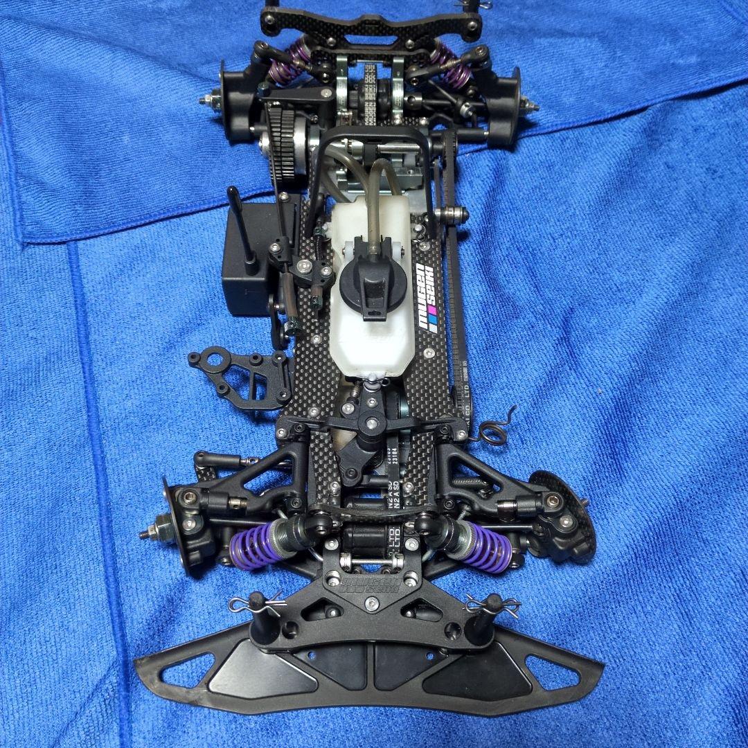 無限精機　MTX-6　スペアパーツ、ボディ、タイヤ付き