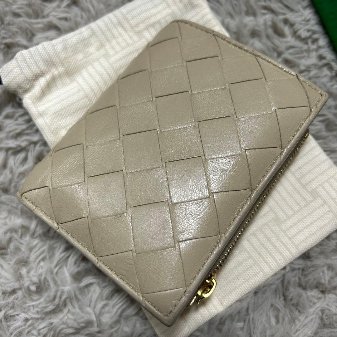 Bottega Veneta ベージュ　財布