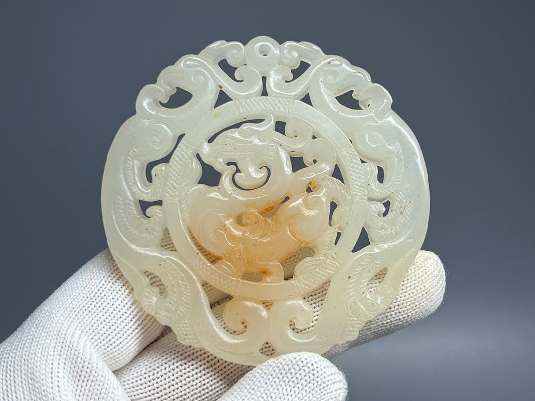 中国美術 本物和田玉 竜紋 透かし彫り 玉佩 掛け物 根付 玉彫 旧蔵 貴重
