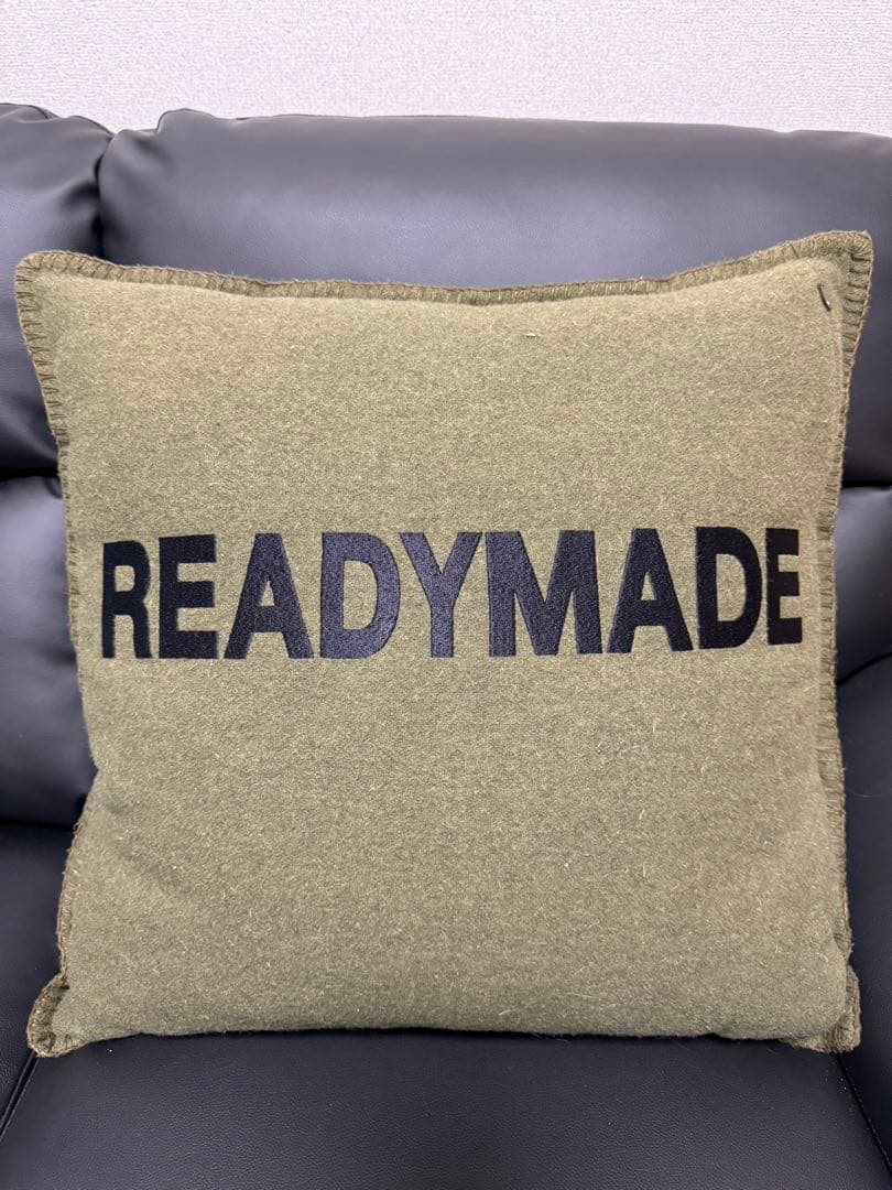 READYMADE ロゴ刺繍クッション レディーメイド
