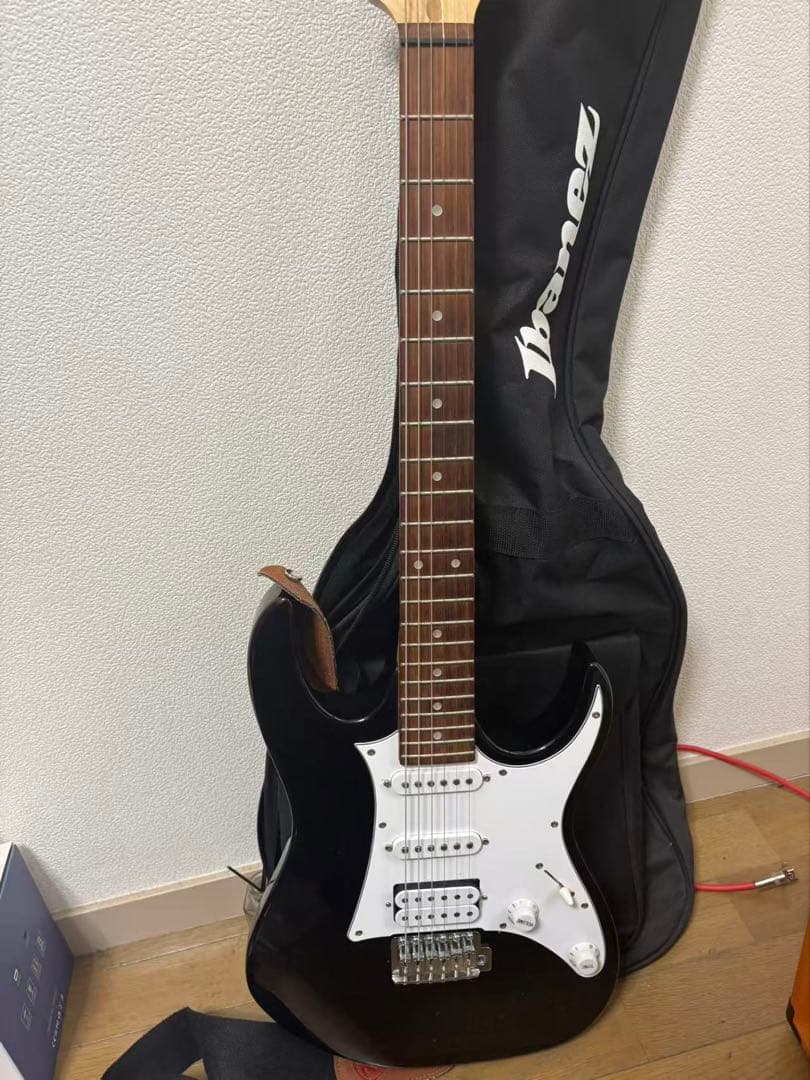 Ibanez ストラトタイプエレキギター ブラック