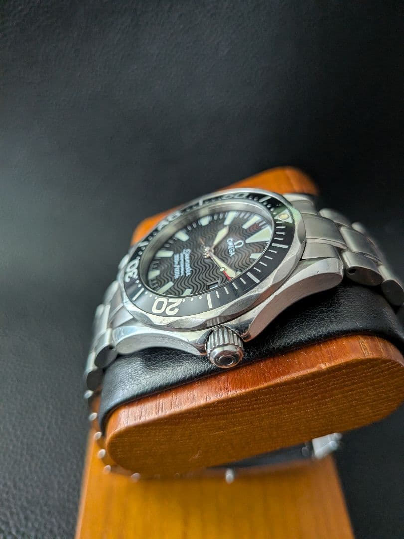 OMEGA シーマスター 300 デイト クォーツ