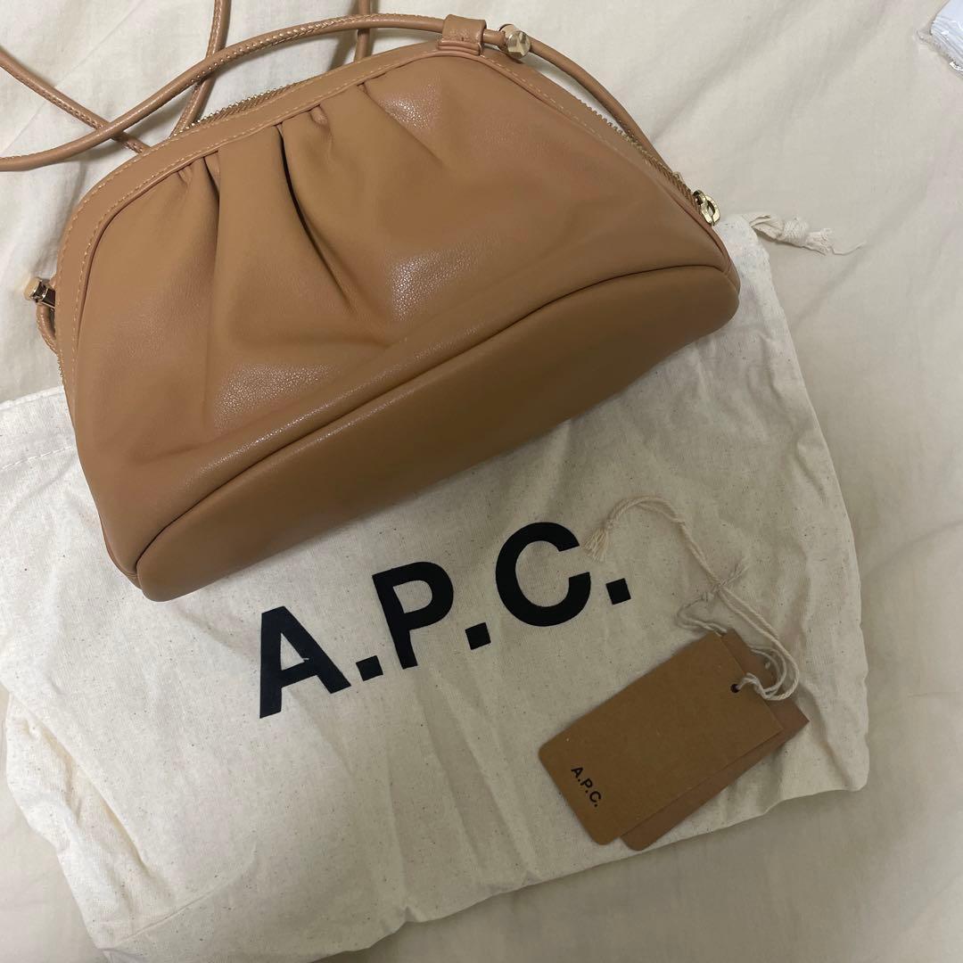えっちゃんさま♡A.P.C. BOURSE NINON PUAAT F61791