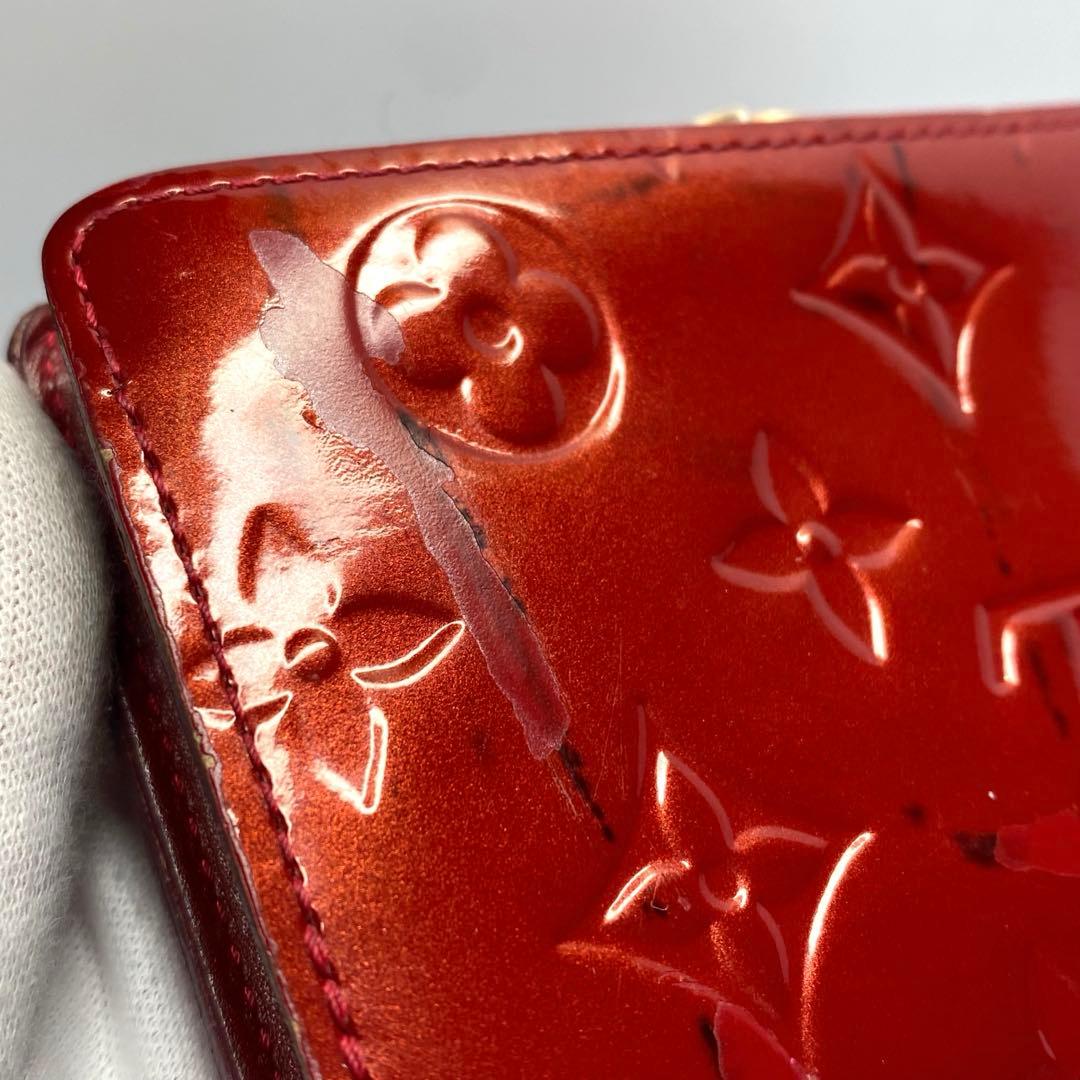 LOUIS VUITTON ルイヴィトン　折り財布　がま口 ヴェルニ