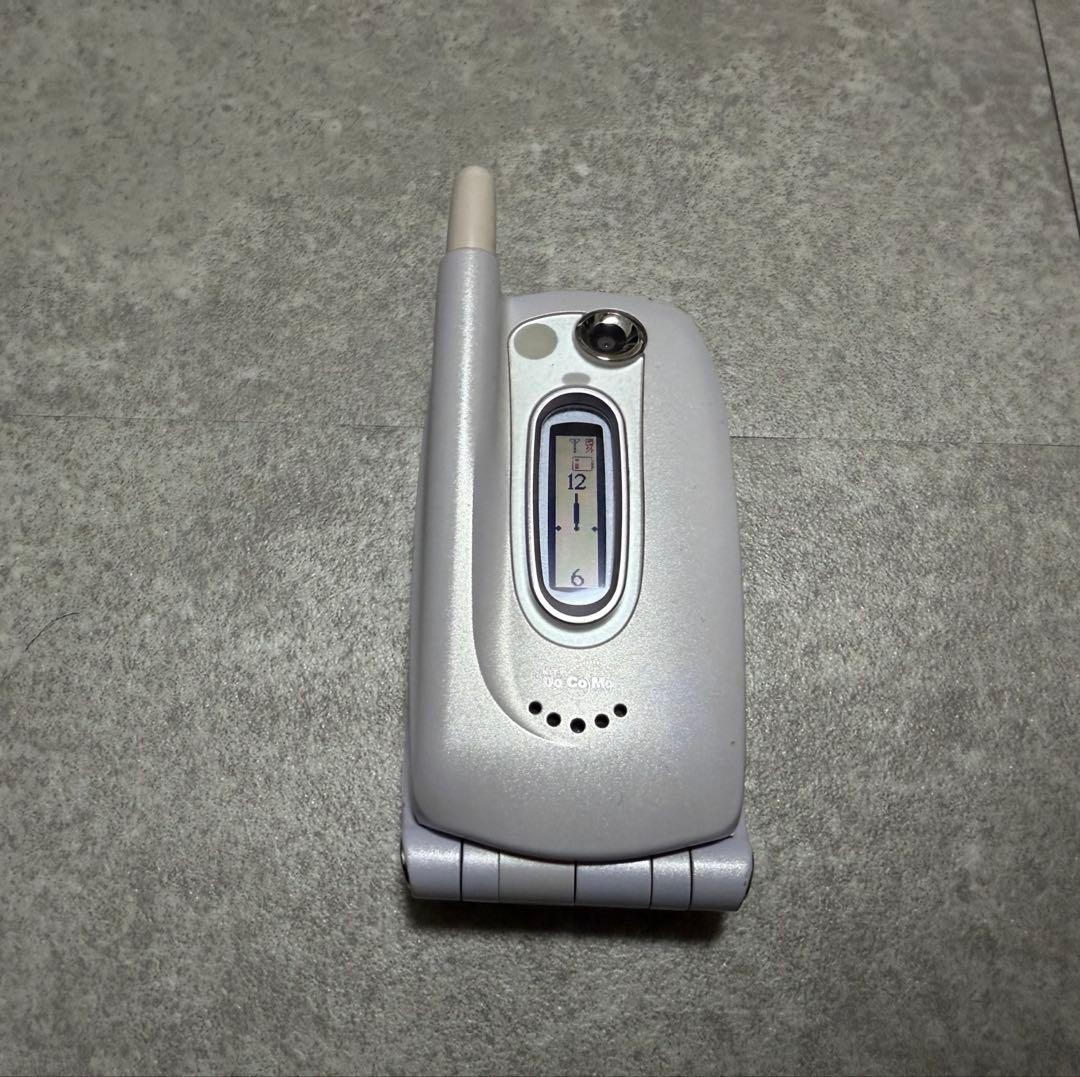 【レア】美品 ドコモ N251is ガラケー 卓上ホルダ N011 セット