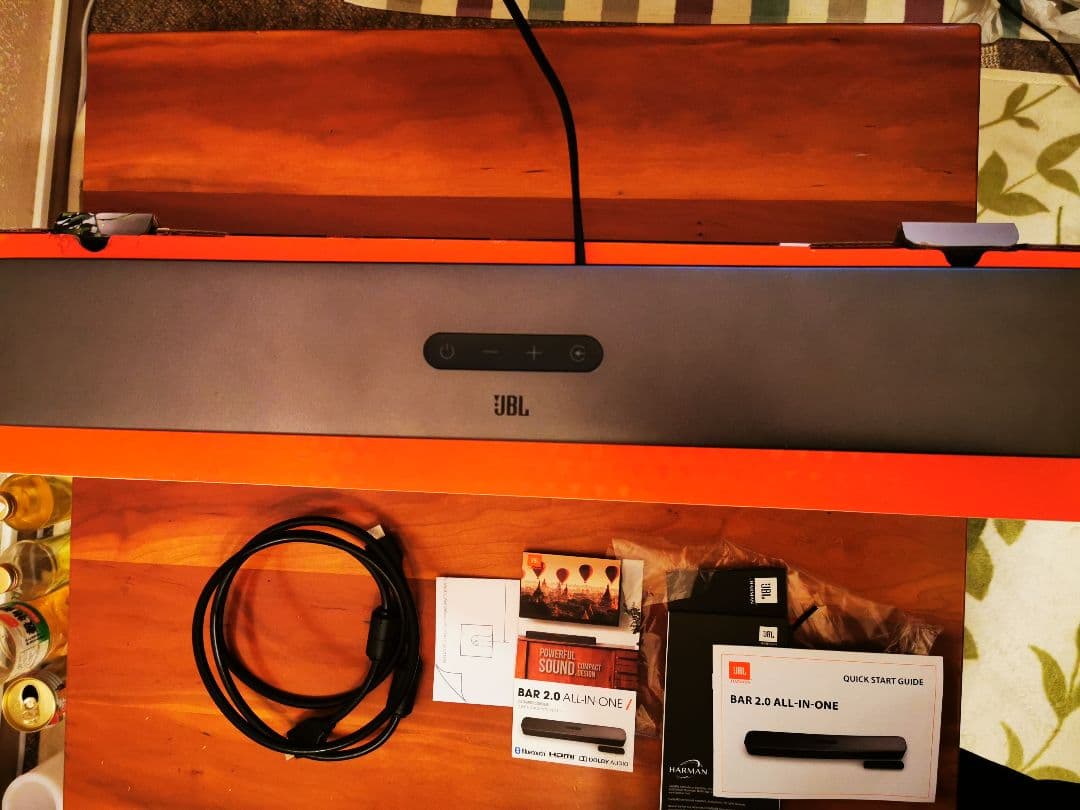 JBL BAR 2.0 ALL IN ONE 2.0cサウンドバー
