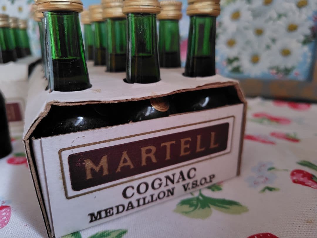 MARTELL VSOP メダリオン　マーテル　メダイヨン　30ml 　24本