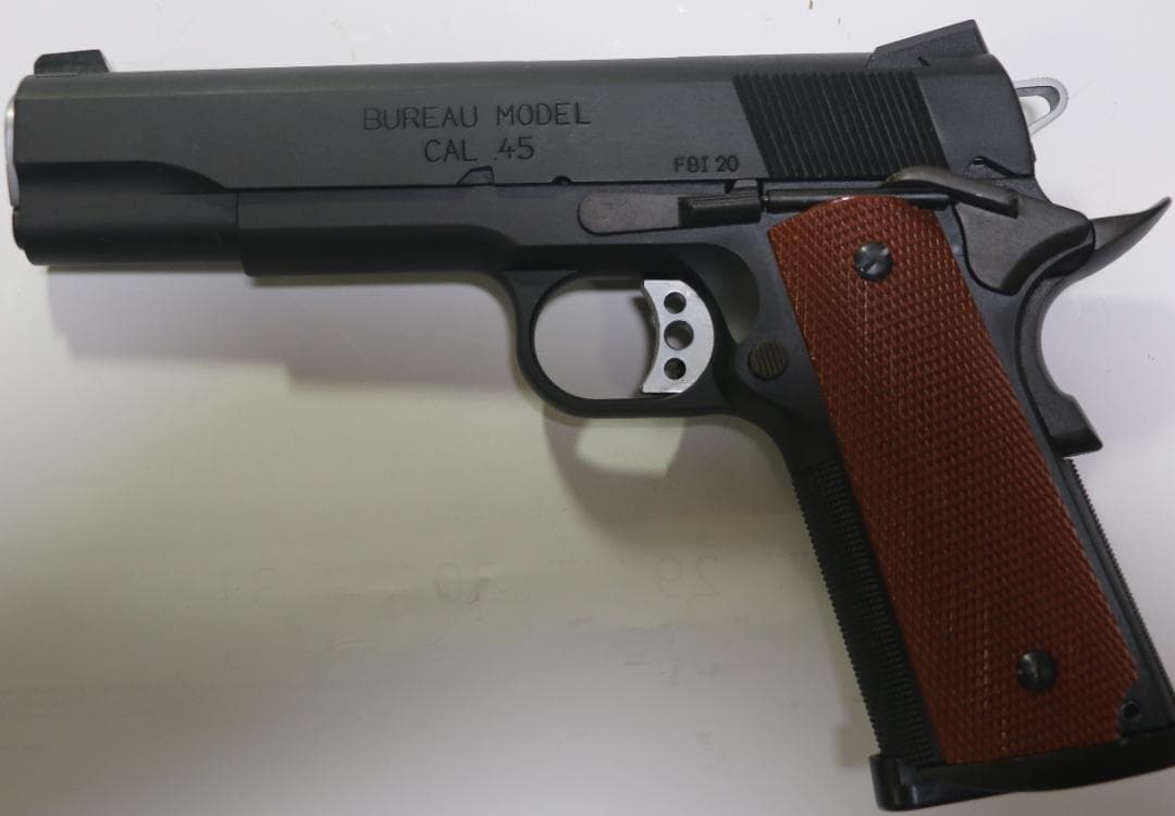 MGCHW樹脂製モデルガン コルトＧＭカスタム FBI BUREAU 合法品