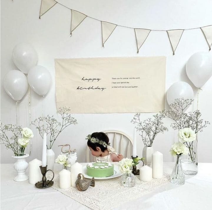 シンプルなバースデータペストリー 横 誕生日タペストリー