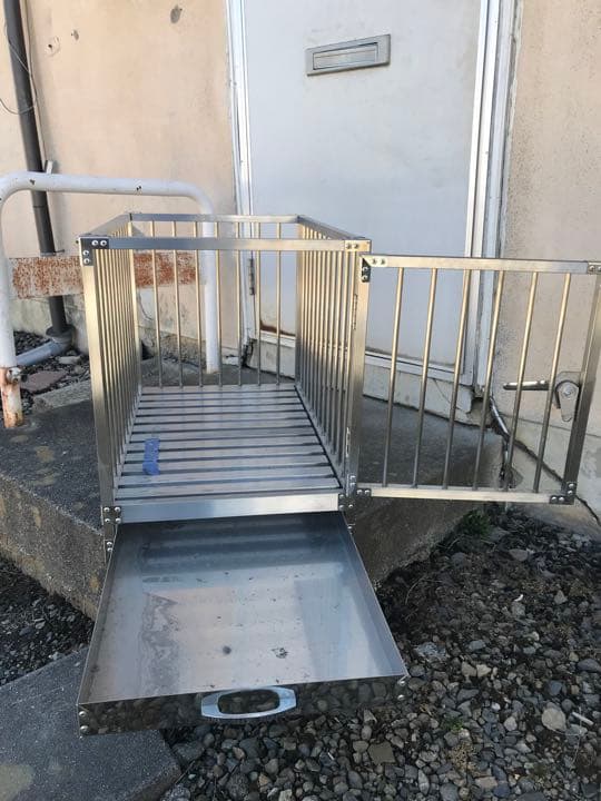 ステンレス鋼製ペットケージ