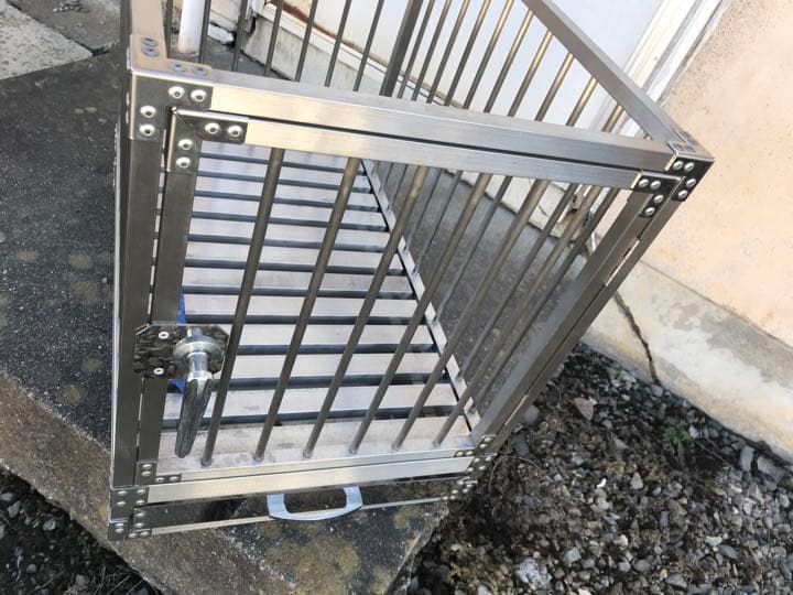 ステンレス鋼製ペットケージ