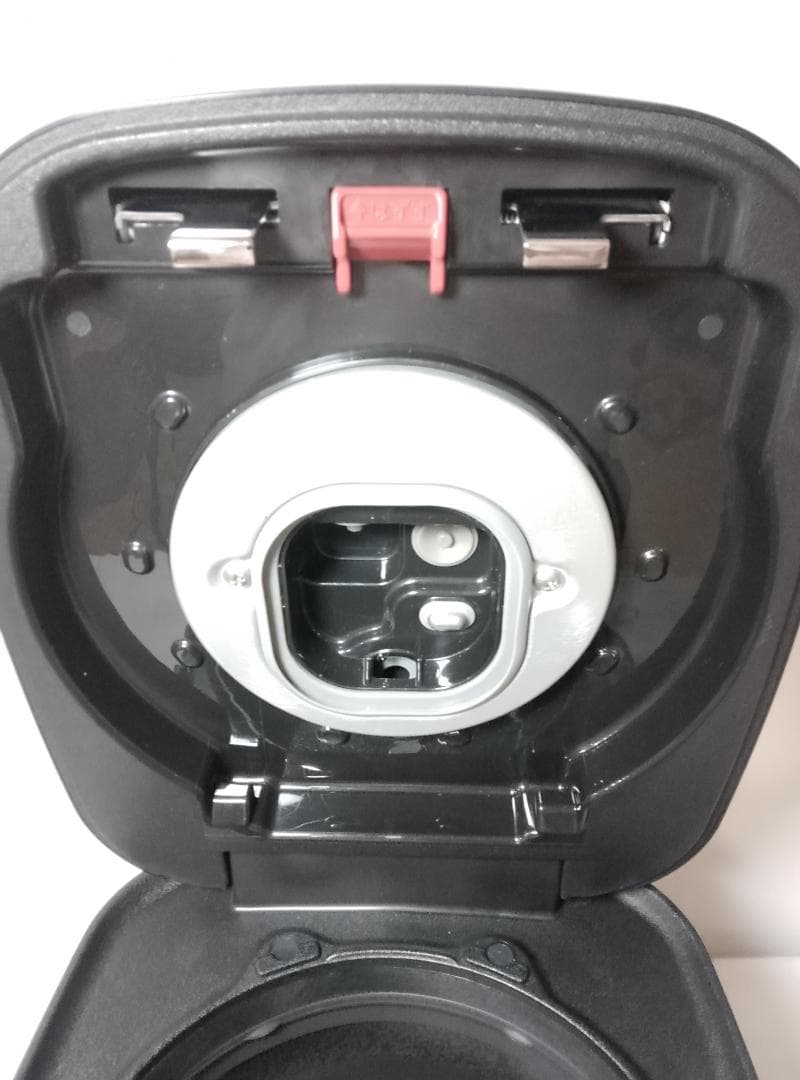 M*i様 TIGER　JPX-062X　土鍋圧力IH炊飯ジャー〈THE炊きたて〉