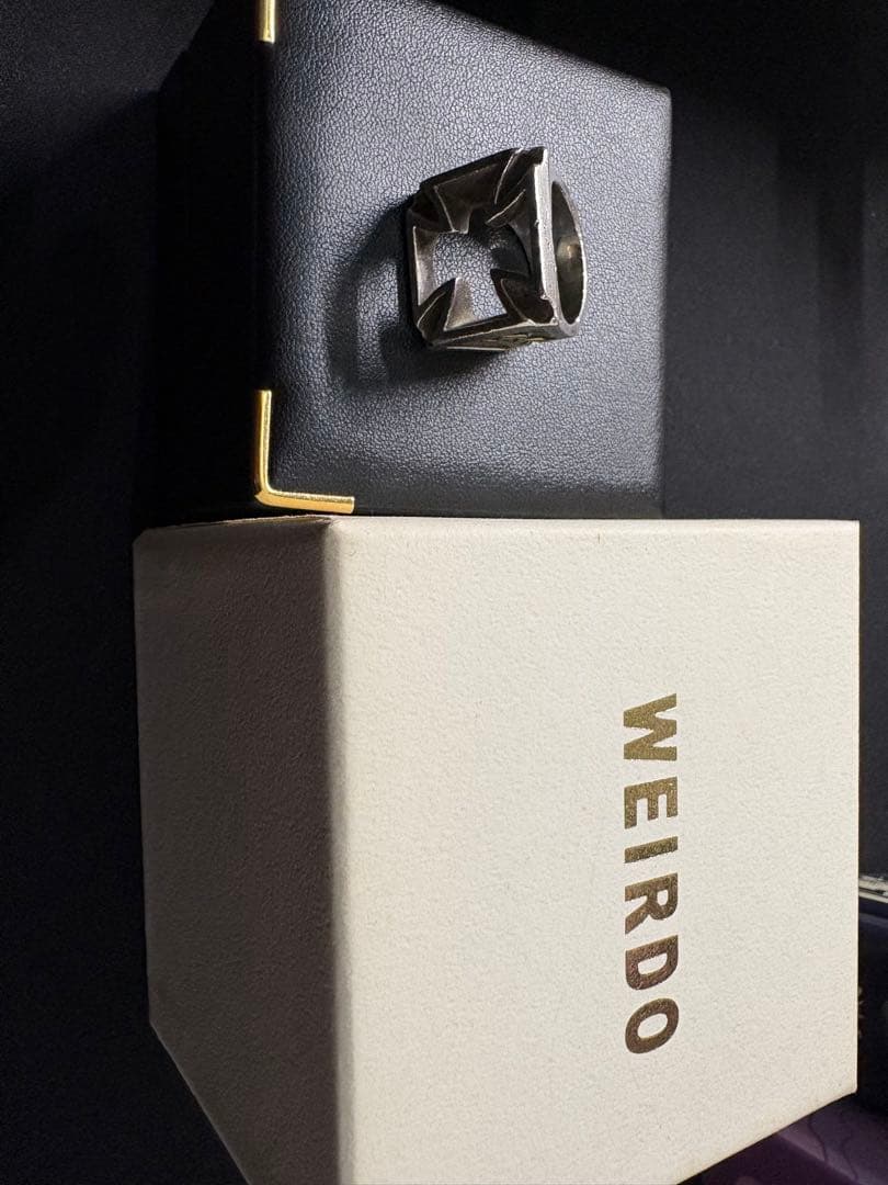 廃盤　WEIRDO アイアンクロス　リング