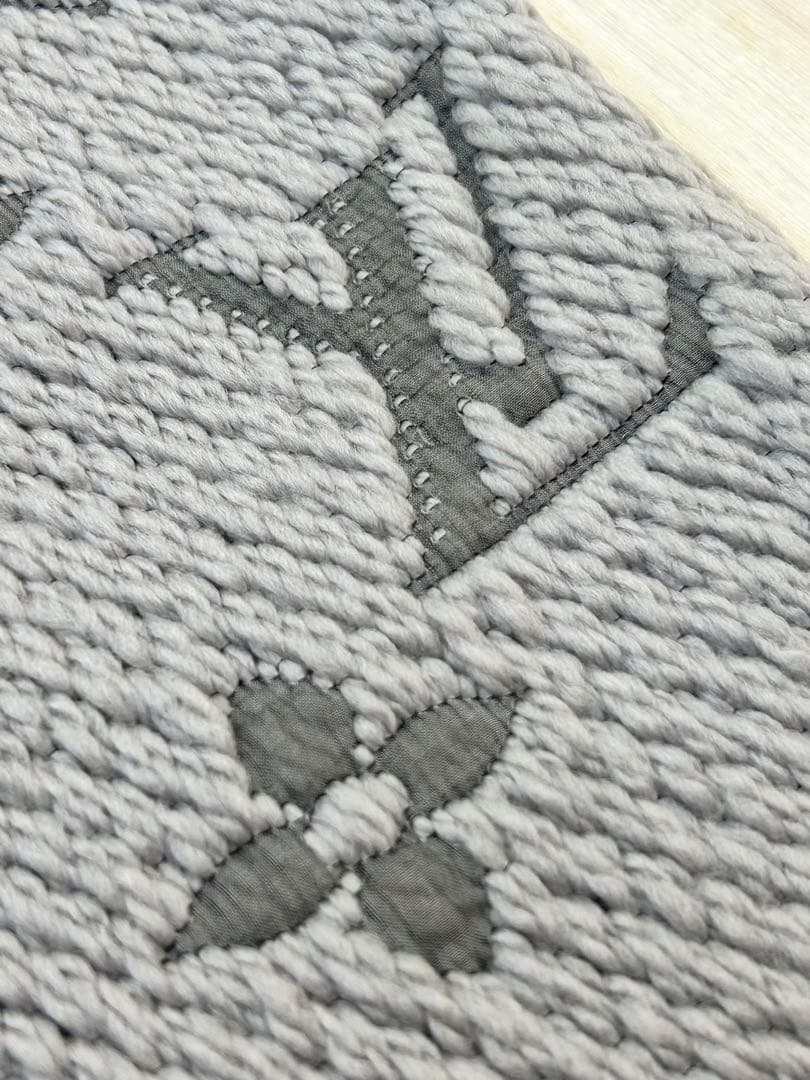 【Louis Vuitton】ロゴマフラー グリペルル定番男女兼用