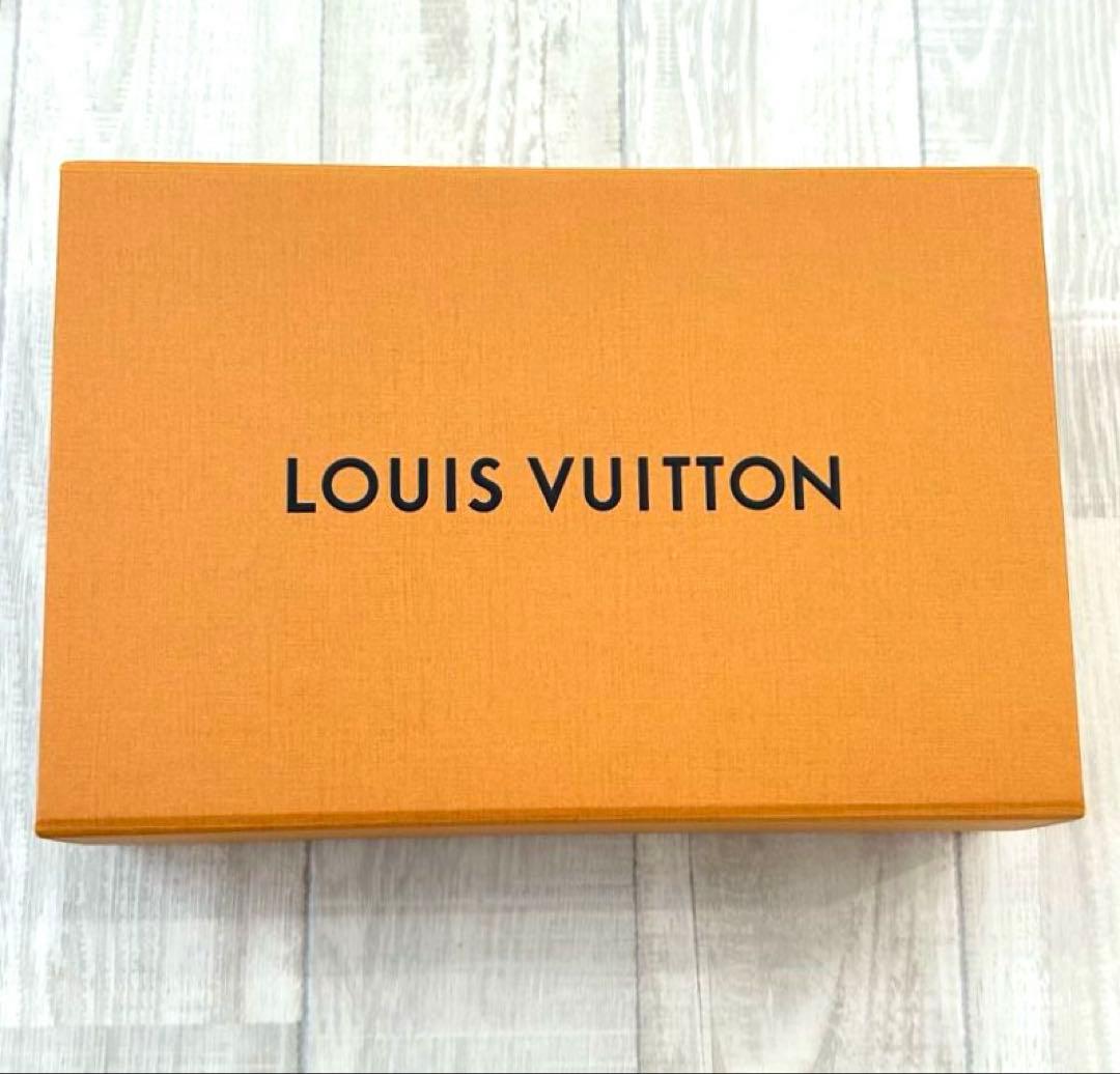 【Louis Vuitton】ロゴマフラー グリペルル定番男女兼用