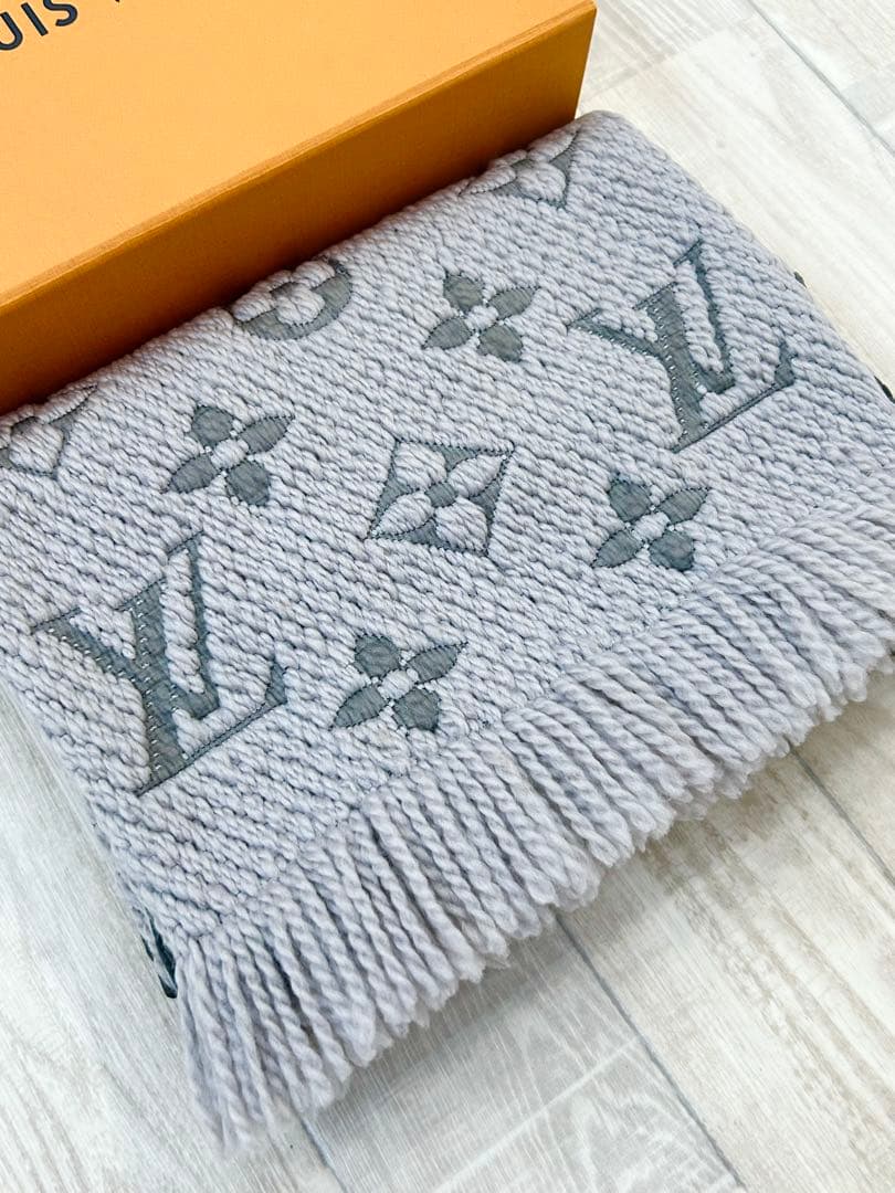 【Louis Vuitton】ロゴマフラー グリペルル定番男女兼用