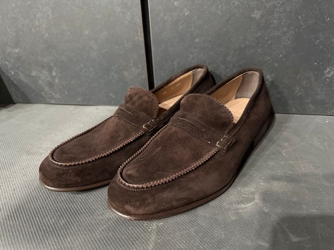 フェラガモ　ダークブラウン スエード モカシン　美品　25.5cm