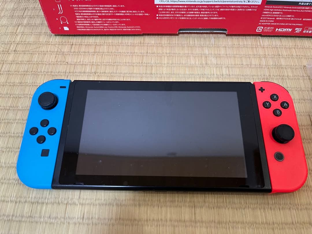 Nintendo Switch初期モデル