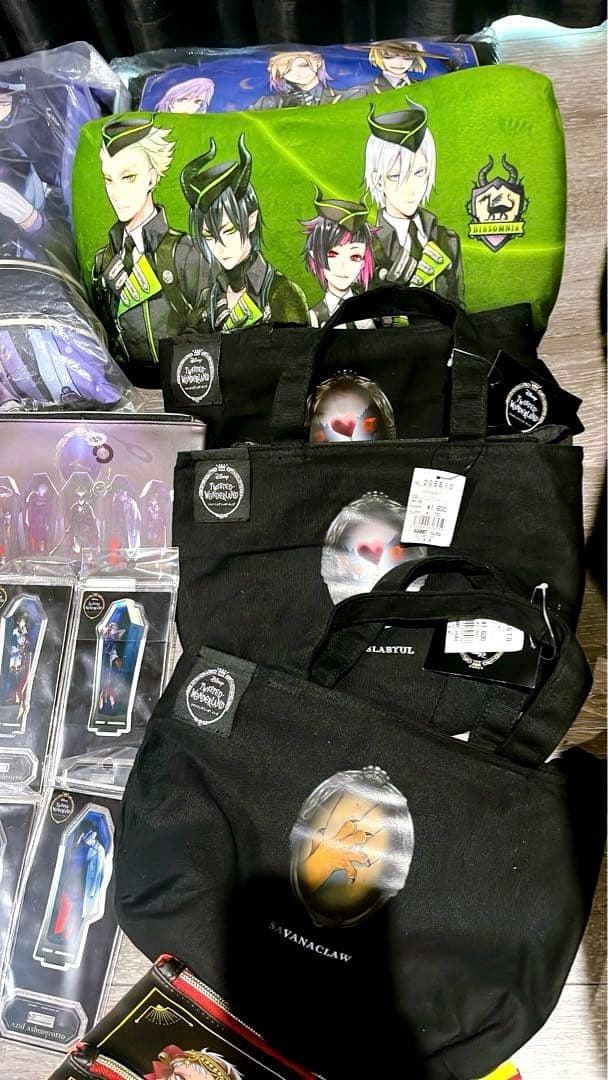 ツイステ　グッズ　まとめ売り　クッション　アクリルスタンド　手提げバッグ　ポーチ