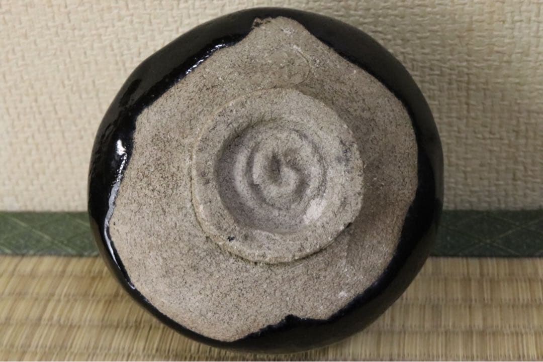 楽吉左衛門 了入作 黒茶碗 旦入識 共箱