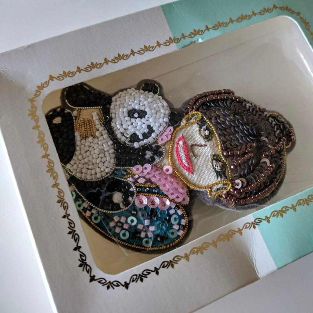 黒柳徹子　田川啓二　ブローチ