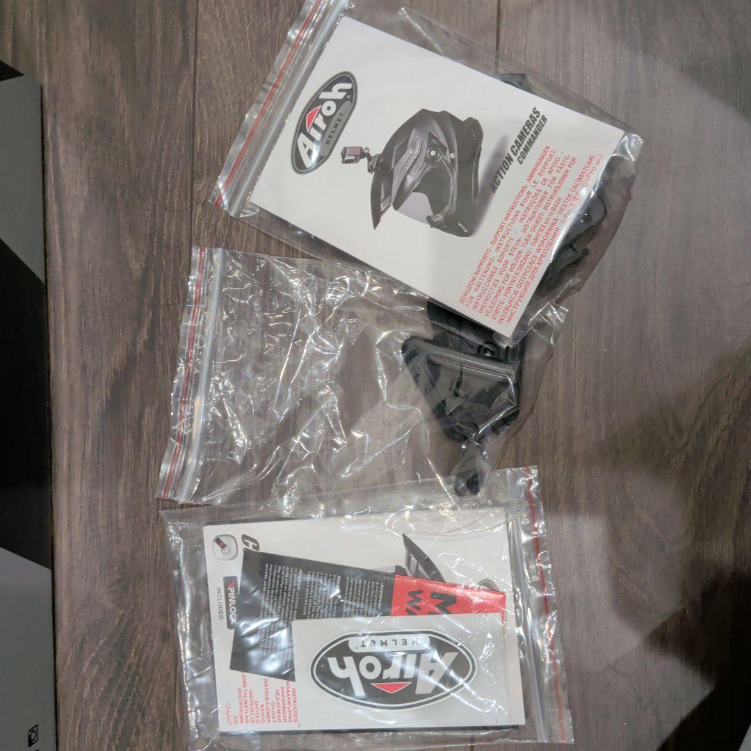 Airoh Commander Factor モトクロスヘルメット