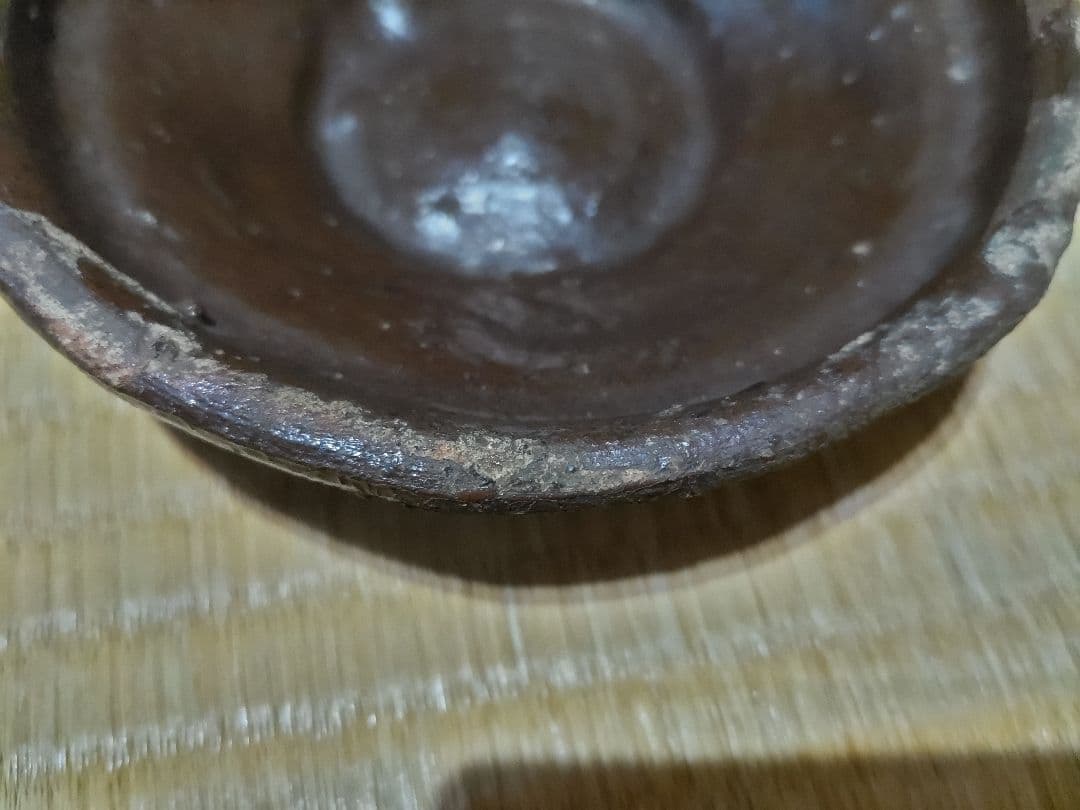 南蛮？琉球？時代の小鉢（13.8㎝）　板起こし・玉縁・砂高台・重ね焼・鉄釉