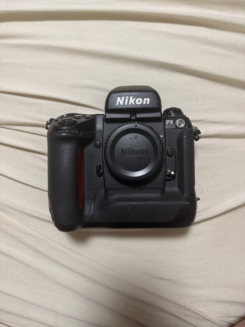 Nikon F5ボディ　【箱付き】