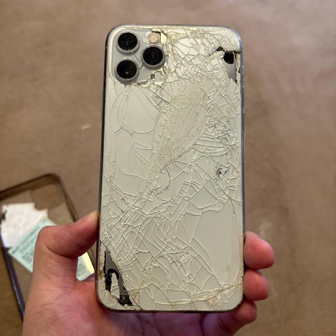 携帯電話本体 iPhone11Pro 256GB