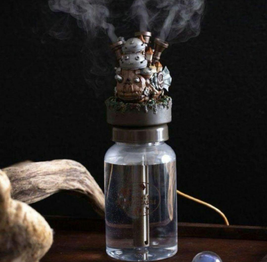 【新品】ジブリ ハウルの動く城　ちいさな加湿器　ハウル城