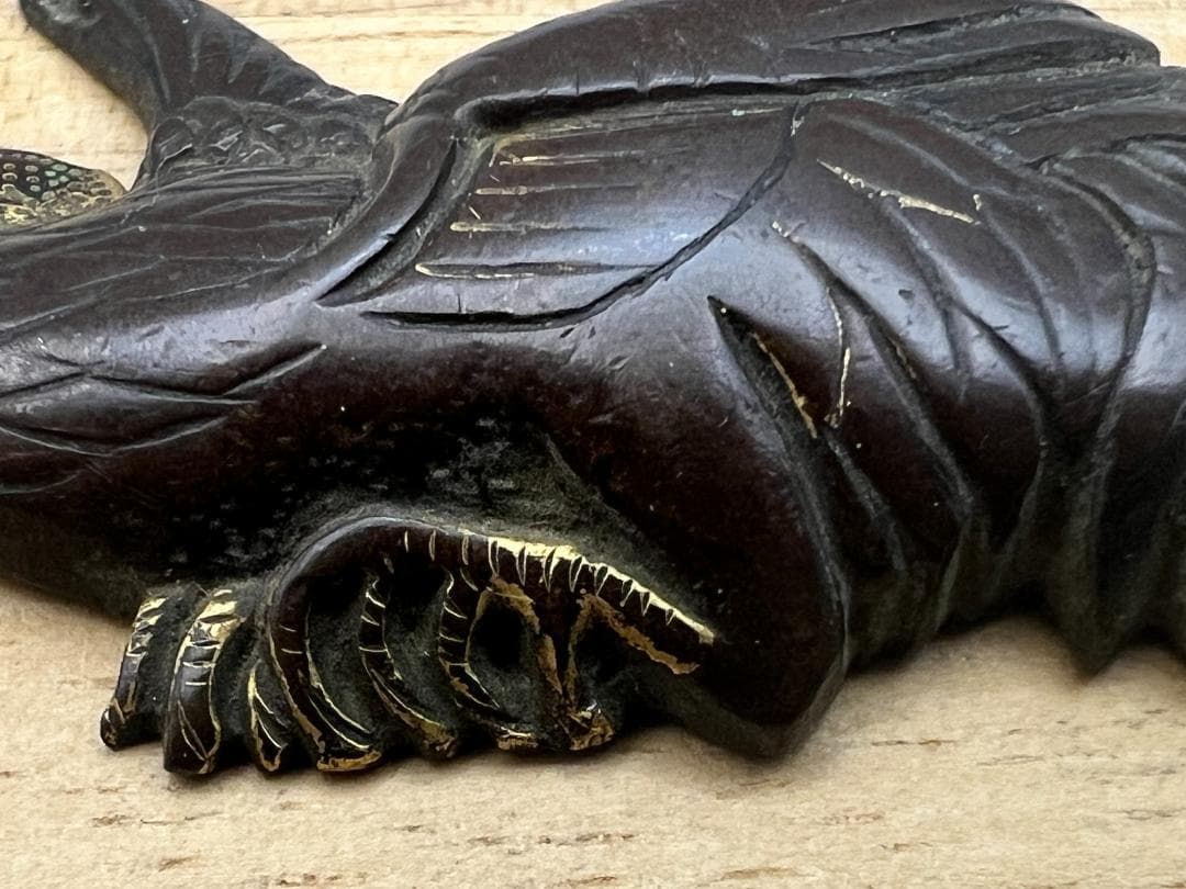 【海】江戸明治期　雄鶏形　ニワトリ　手彫　大目貫　金具　銅製鍍金　骨董品