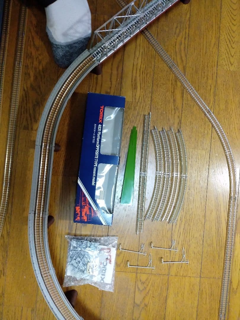 Nゲージ.TOMiX.高架レイアウト一式、価格見直し、限界、最終