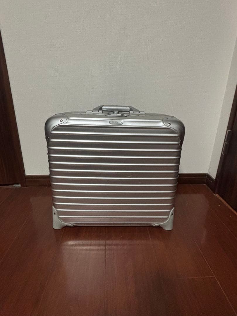 【正規品】RIMOWA リモワ TOPAS トパーズ ビジネストローリー　2輪