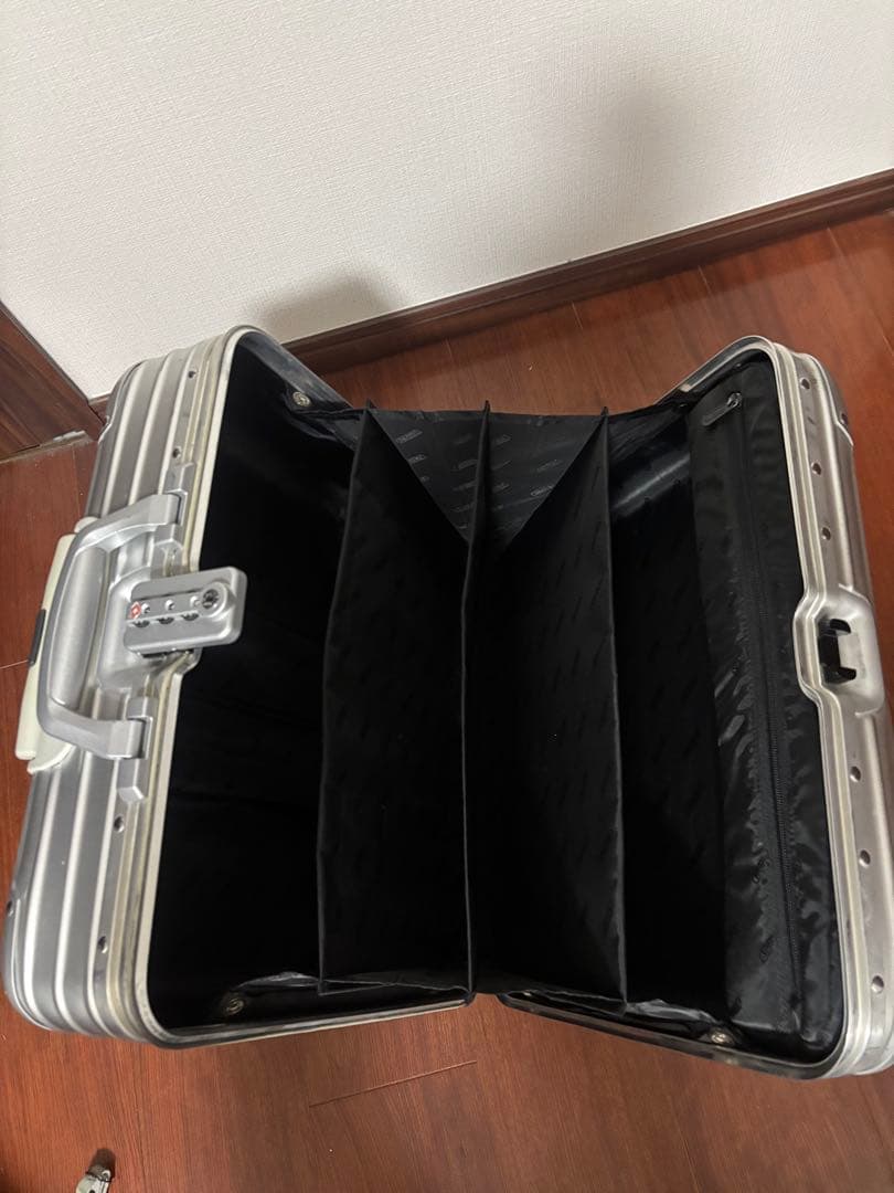 【正規品】RIMOWA リモワ TOPAS トパーズ ビジネストローリー　2輪