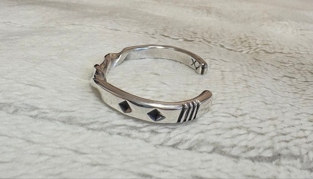 Cippy Crazy Horse シッピークレイジーホース　ツイストバングル