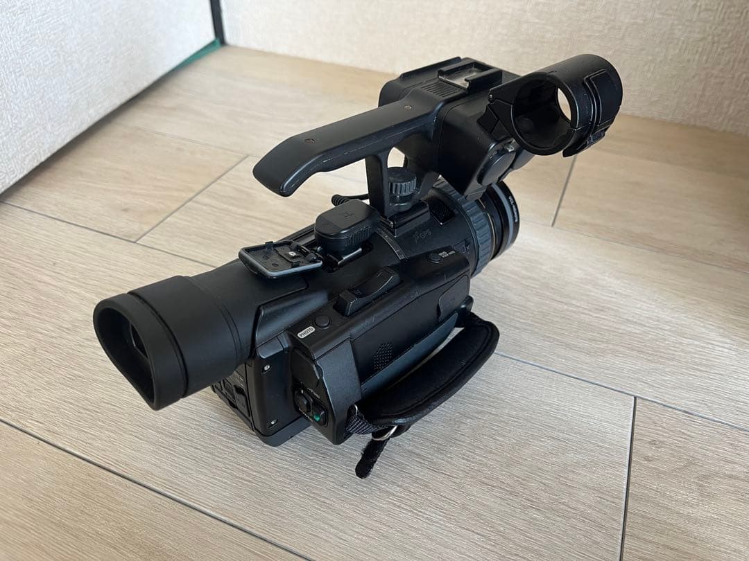 Sony HXR-NX70J【ワイコン付き】