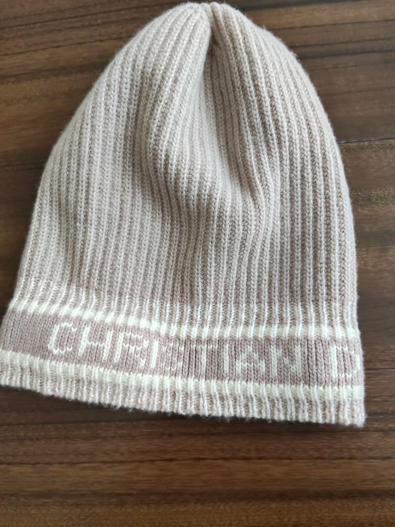 ディオールDior 薄ピンク ニット帽