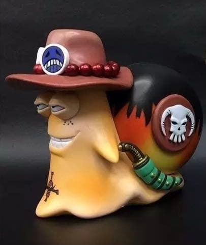 ONE PIECE ワンピース　でんでん虫　電伝虫　ポートガス・D・エース