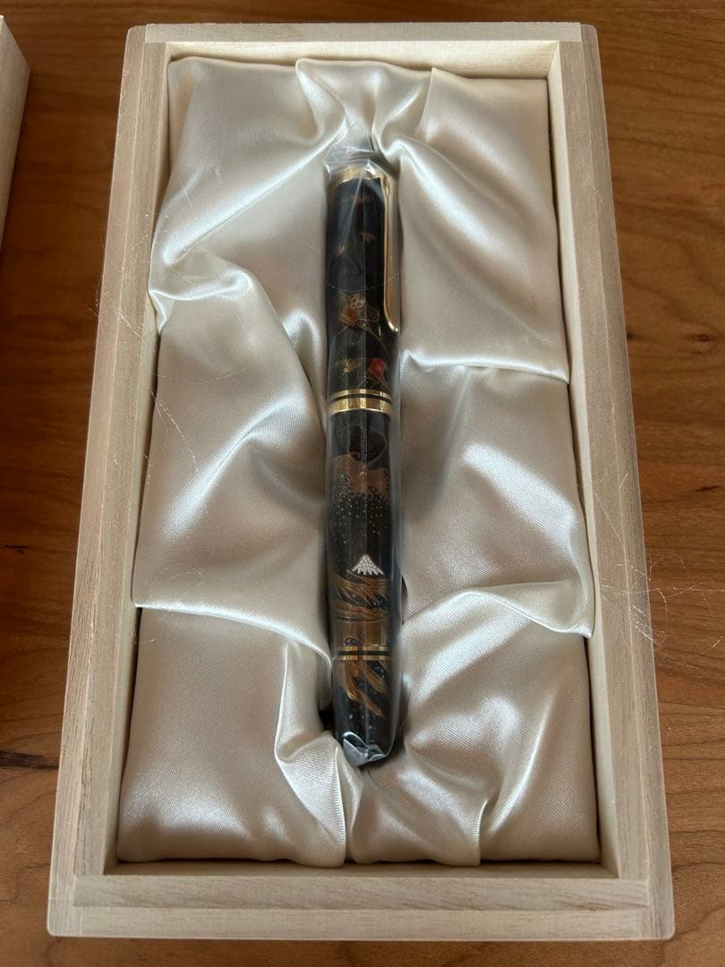 Pelikan ペリカン 万年筆 リミテッドエディション M1000 蒔絵 波濤