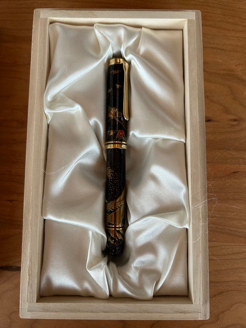 Pelikan ペリカン 万年筆 リミテッドエディション M1000 蒔絵 波濤