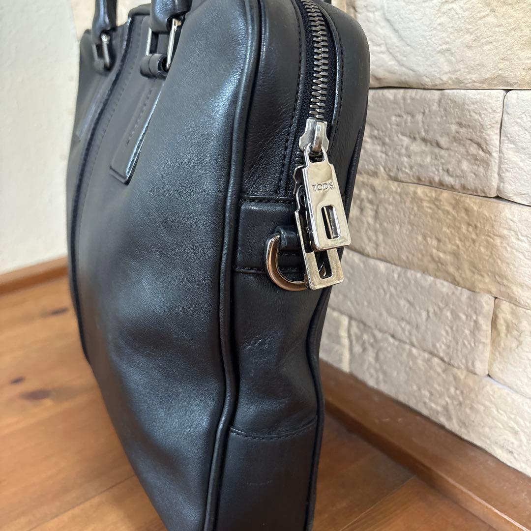TOD'S トッズ ビジネスバッグ 本革