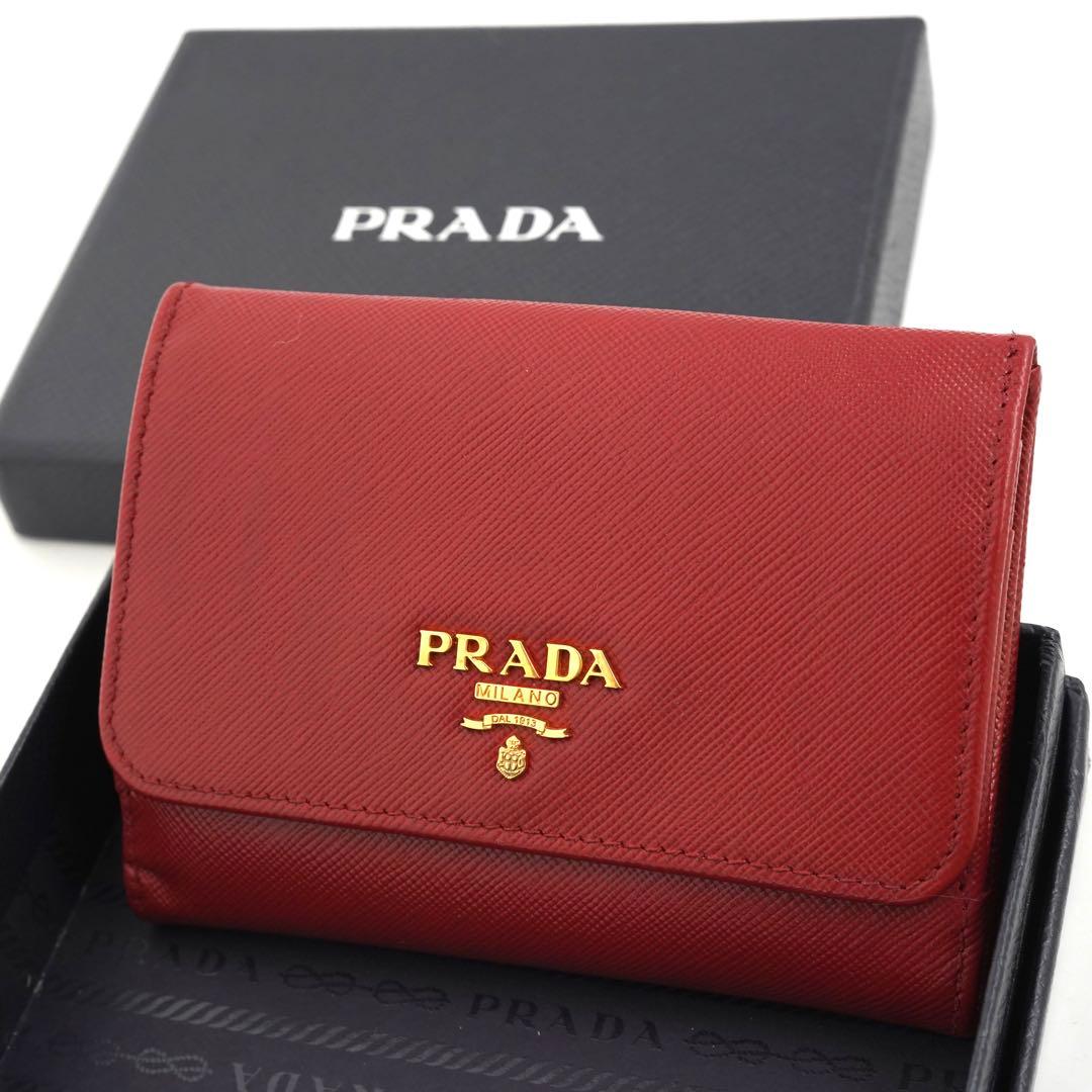✨新品未使用・箱付き✨　PRADA ミニ財布　サフィアーノレザー　二つ折り　赤色