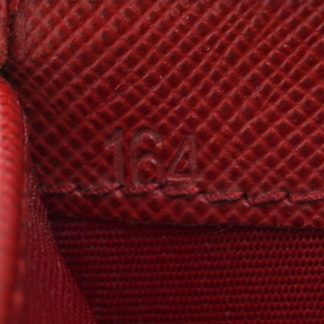 ✨新品未使用・箱付き✨　PRADA ミニ財布　サフィアーノレザー　二つ折り　赤色
