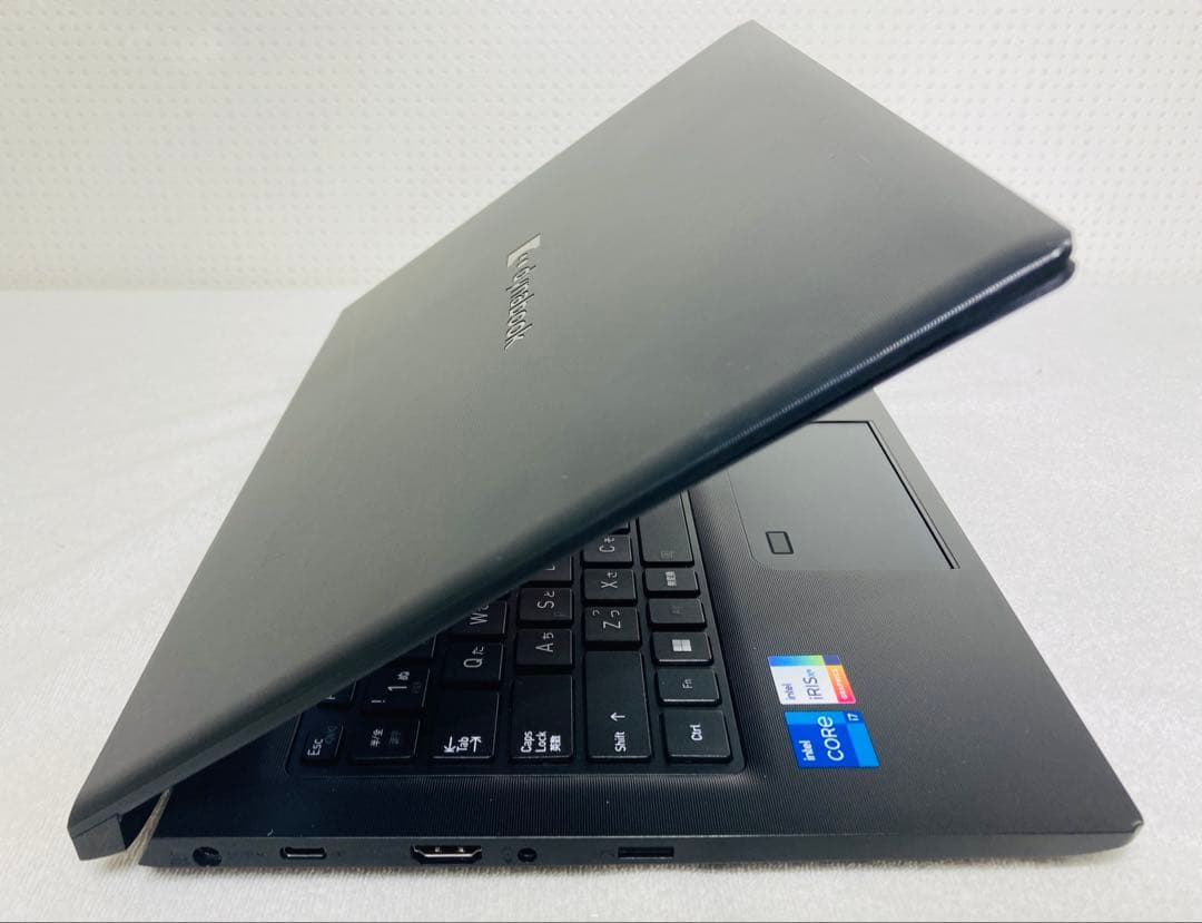 dynabook SZ/LUB/CPU i7/メモリ16GB/SSD512GB