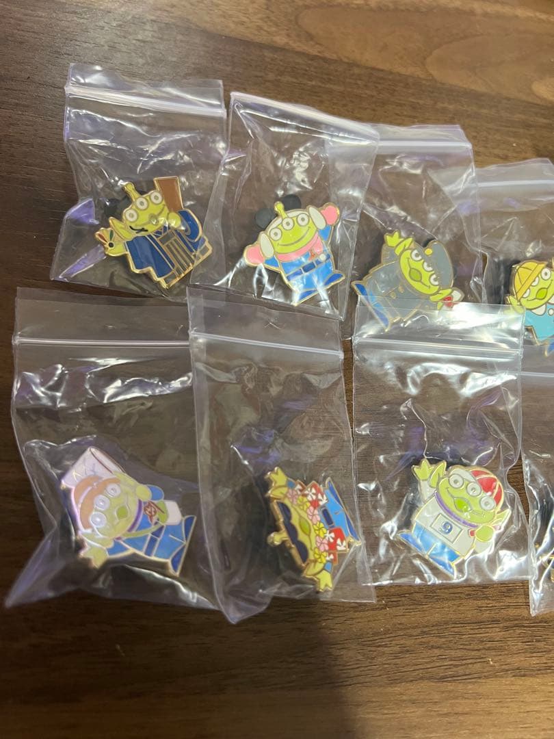 ディズニー　トイストーリー　エイリアン　リトルグリーンメン　ピンバッジ　TDR