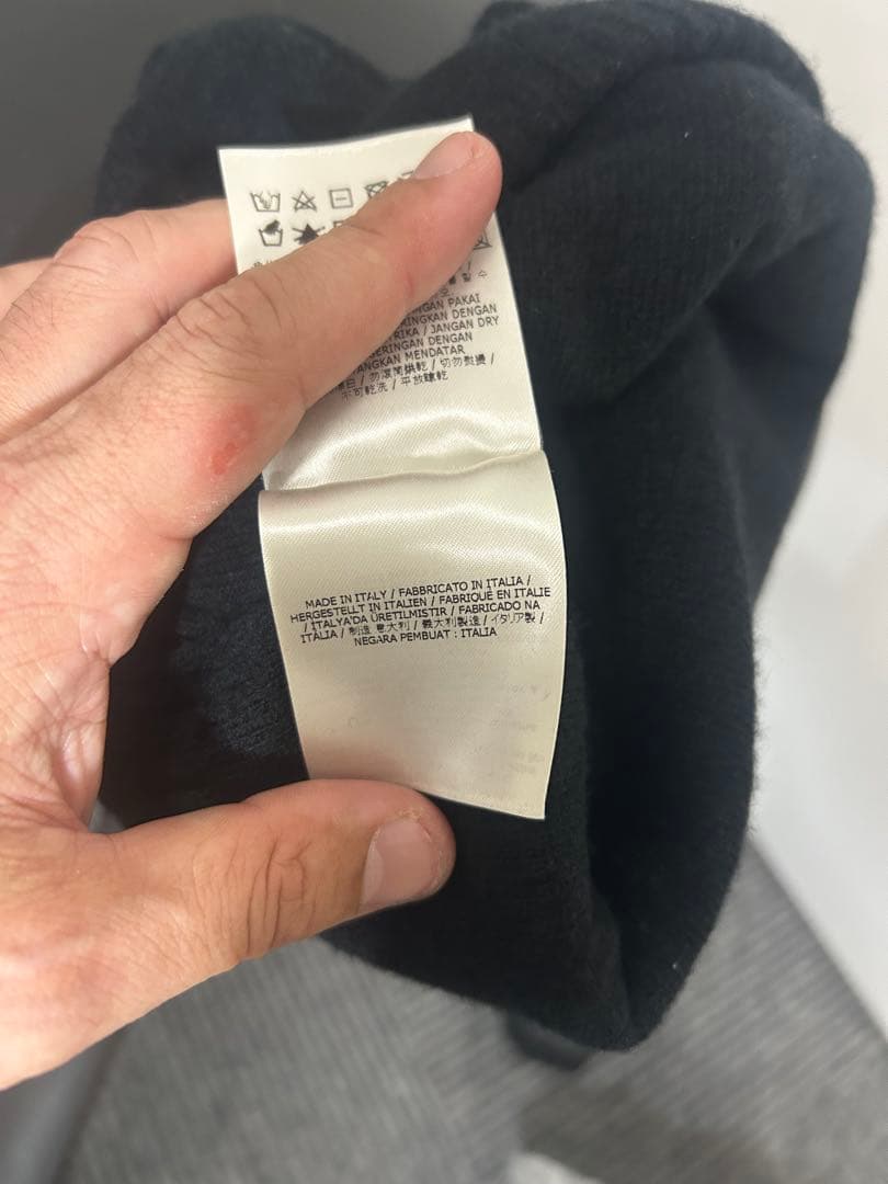 FENDI ブラックニット帽