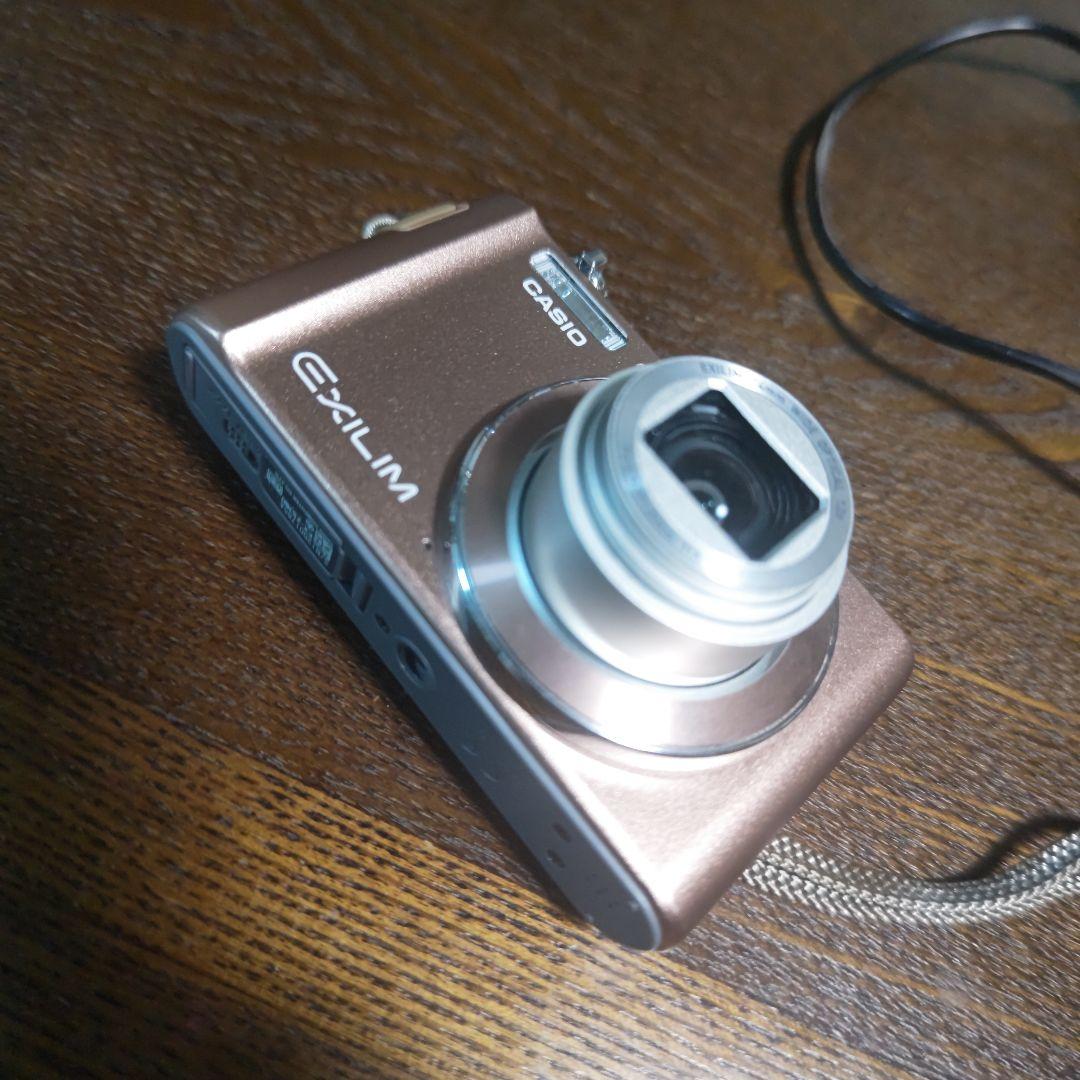 CASIO EXILIM デジタルカメラ ピンク 充電器付き(※中古品です。)