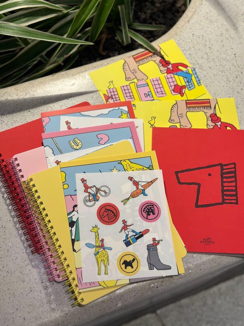 【希少】HERMES 非売品 限定ノートブック 馬さがし 全３色+おまけ